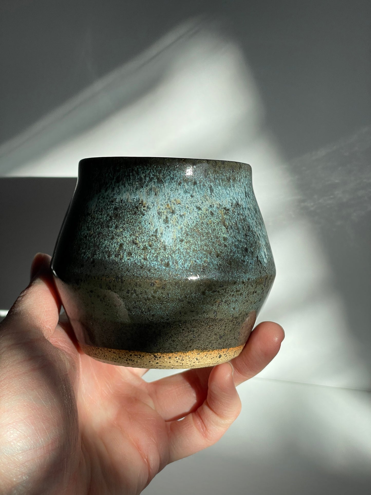 Short vase 3