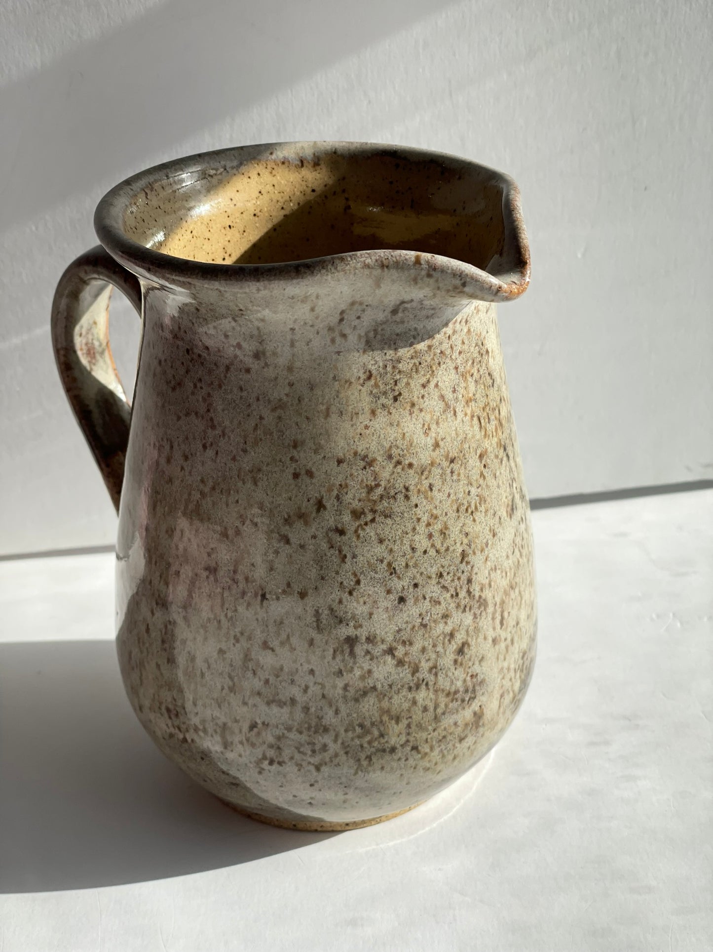 Medium Pitcher