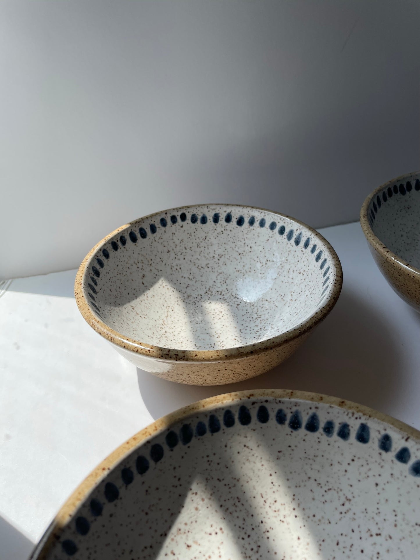 Bowls with dots